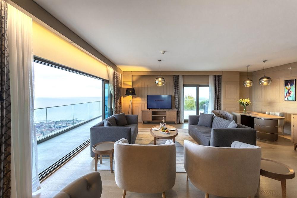 Radisson Blu Hotel Trabzon Exterior foto Suite at the hotel