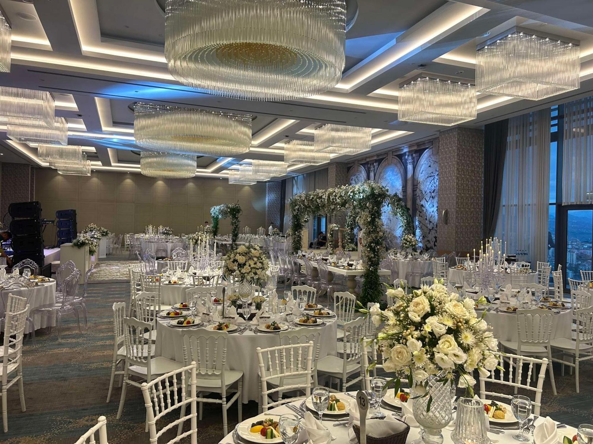 Radisson Blu Hotel Trabzon Exterior foto Wedding reception at the hotel